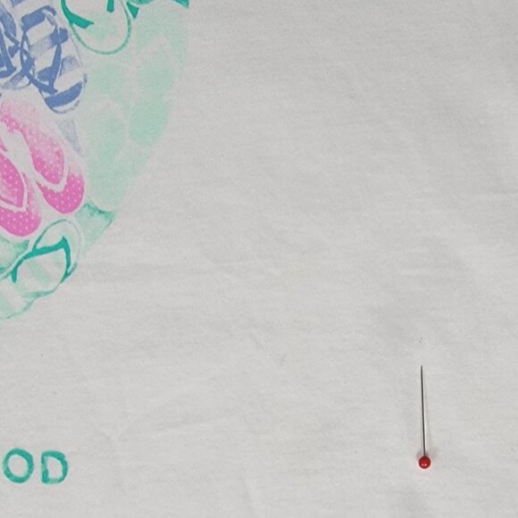 NWT Life Is Good White Crew Neck Short Sleeve Tee Flip Flop Heart - L - Picture 11 of 12